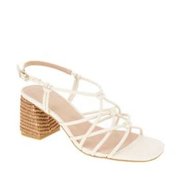 NIB BCB Generation Faux Leather‎ Ivory Sandals - Block Heels Women's Size 9 - Picture 1 of 13